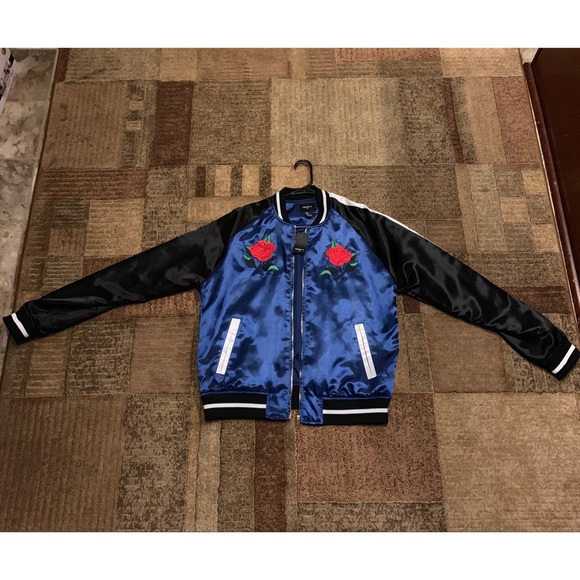 Forever 21 Other - Brand New Forever 21 Size L Fitted bomber Jacket